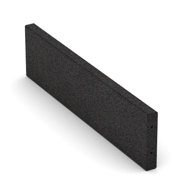Gumový obrubník von WARCO im Farbdesign Antracit mit den Abmessungen 100 x 5 x 25 cm. Produktfoto von Artikel 2596 in der Aufsicht von schräg vorne.
