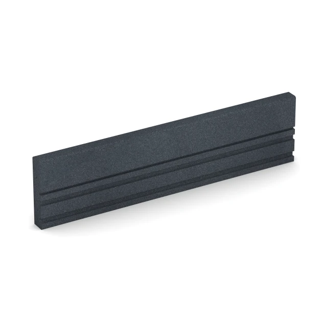 Flexibilný gumový obrubník von WARCO im Farbdesign Bridlicová sivá mit den Abmessungen 100 × 5 × 25 cm. Produktfoto von Artikel 6213 in der Aufsicht von schräg vorne.
