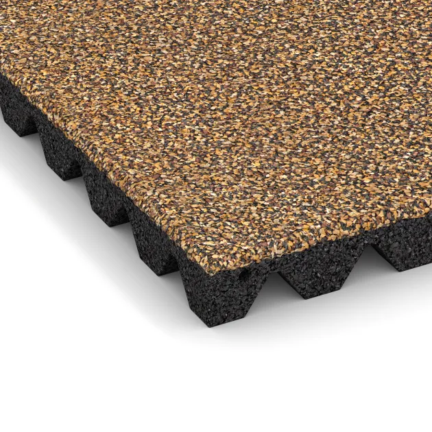Detailaufnahme der Randausprägung von WARCO-Produkt 5555, Bezpečnostná gumová dlaždica na detské ihrisko 4,5 cm - EN 1177 ≤ 135 cm, Format 500 x 500 x 45 mm, Farbe Maroko.