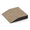 Detailaufnahme der Randausprägung von WARCO-Produkt 3810, Edge tile (one chamfered side), Format 500 x 500 x 100 mm, Farbe Travertín.