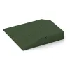 Detailaufnahme der Randausprägung von WARCO-Produkt 0501, Corner tile (two chamfered sides), Format 500 x 500 x 100 mm, Farbe Trávová zelená.