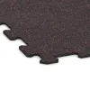 Detailaufnahme der Randausprägung von WARCO-Produkt 1033, Stair covering, Format 970 x 970 x 8 mm, Farbe Ľahko červené posypané.