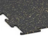 Detailaufnahme der Randausprägung von WARCO-Produkt 6454, Športová podlaha Kompakt, Format 100 × 100 × 0,8 cm, Farbe Ľahko žlto posypaná.