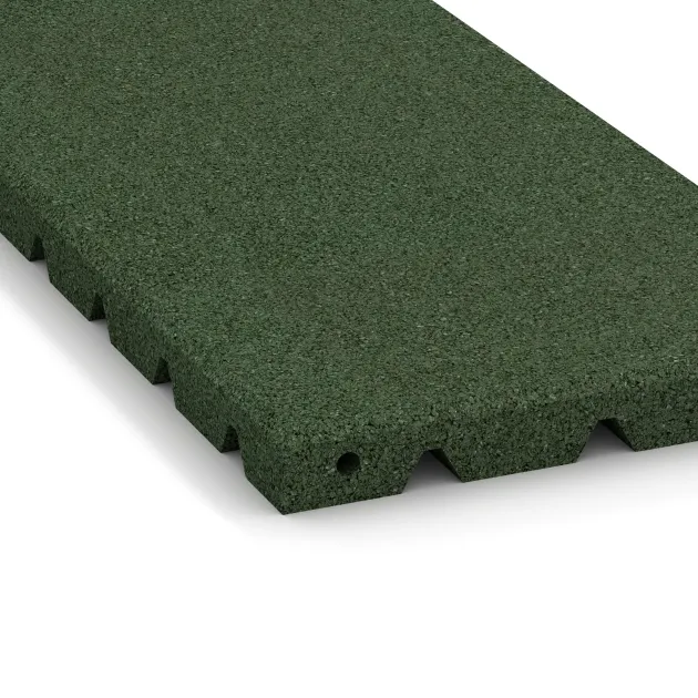 Detailaufnahme der Randausprägung von WARCO-Produkt 0381, Half tile, Format 500 x 250 x 30 mm, Farbe Trávová zelená.