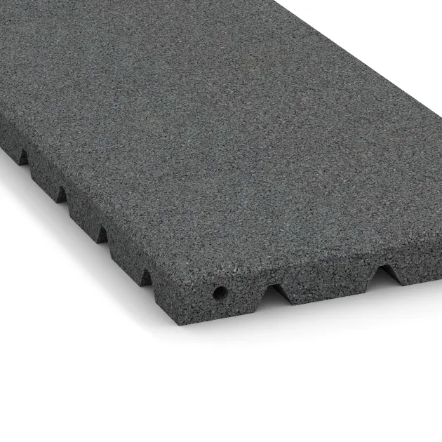 Detailaufnahme der Randausprägung von WARCO-Produkt 0382, Half tile, Format 500 x 250 x 30 mm, Farbe Šedý bridlica.