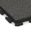 Detailaufnahme der Randausprägung von WARCO-Produkt 1458, Fitness gumové dlaždice Classic, Format 500 x 500 x 50 mm, Farbe Tmavý šedý granit.