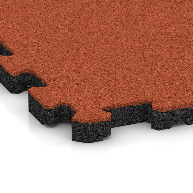 Detailaufnahme der Randausprägung von WARCO-Produkt 5969, Stair covering, Format 306 x 306 x 20 mm, Farbe Svetlooranžová červená.