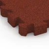 Detailaufnahme der Randausprägung von WARCO-Produkt 6406, Dopadová dlaždica – 220 cm, Format 50 x 50 x 6 cm | 0,25 m², Farbe Cihlová červená.