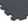 Detailaufnahme der Randausprägung von WARCO-Produkt 6412, Balkónové dlaždice, Format 50 x 50 x 2 cm | 0,25 m², Farbe Bridlicová sivá.