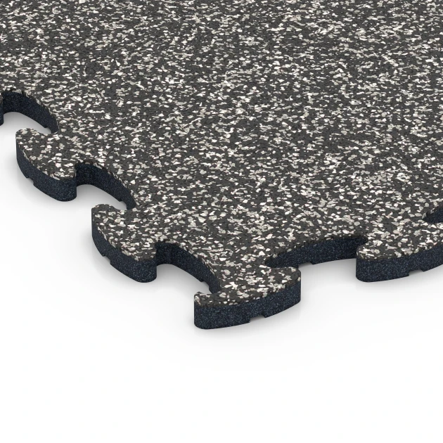 Detailaufnahme der Randausprägung von WARCO-Produkt 6859, Fitnes podlaha Max, Format 44,6 x 44,6 x 1,8 cm, Farbe Tmavosivá žula.