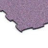 Detailaufnahme der Randausprägung von WARCO-Produkt 6918, Výstavná gumová dlaždica, Format 44,6 x 44,6 x 1,8 cm, Farbe Levanduľa.