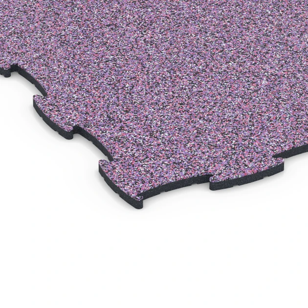 Detailaufnahme der Randausprägung von WARCO-Produkt 6918, Výstavná gumová dlaždica, Format 44,6 x 44,6 x 1,8 cm, Farbe Levanduľa.