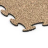 Detailaufnahme der Randausprägung von WARCO-Produkt 6925, Výstavná gumová dlaždica, Format 98 x 98 × 1,8 cm, Farbe Terakota.