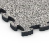 Detailaufnahme der Randausprägung von WARCO-Produkt 6842, Fitness Active podlaha, Format 44,6 x 44,6 × 2,8 cm, Farbe Sivá žula.