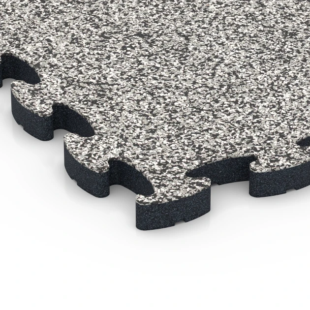 Detailaufnahme der Randausprägung von WARCO-Produkt 6878, Fitnes podlaha Max, Format 44,6 x 44,6 × 2,8 cm, Farbe Sivá žula.