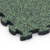 Detailaufnahme der Randausprägung von WARCO-Produkt 6771, Gumová dlažba okolo bazéna, Format 28,9 x 28,9 x 1,8 cm, Farbe Anglický trávnik.