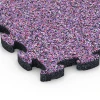 Detailaufnahme der Randausprägung von WARCO-Produkt 6774, Gumová dlažba okolo bazéna, Format 28,9 x 28,9 x 1,8 cm, Farbe Levanduľa.
