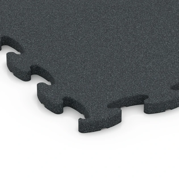 Detailaufnahme der Randausprägung von WARCO-Produkt 6966, Fitness Premium podlaha Plus, Format 45,9 x 45,9 x 1,8, Farbe Antracit.