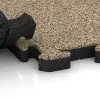 Großaufnahme vom Verbindungssystem von WARCO-Boden 5907 - Exteriérová eventová dlaždica im Farbdesign Travertín. Abmessungen 500 x 500 x 40 mm.