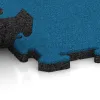 Großaufnahme vom Verbindungssystem von WARCO-Boden 5296 - Dlaždica k bazénu im Farbdesign Nebe modrá. Abmessungen 500 x 500 x 30 mm.