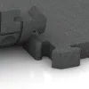 Großaufnahme vom Verbindungssystem von WARCO-Boden 3165 - Fitness Ochranná Podložka im Farbdesign Šedý bridlica. Abmessungen 500 x 500 x 50 mm.