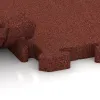 Großaufnahme vom Verbindungssystem von WARCO-Boden 5214 - Okrajová doska im Farbdesign Cihlovo červená. Abmessungen 500 x 235 x 40 mm.