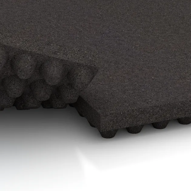 Großaufnahme vom Verbindungssystem von WARCO-Boden 3643 - Vysokokvalitná gumová podložka do stajne im Farbdesign Antracit. Abmessungen 1000 x 500 x 55 mm.