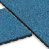 Großaufnahme vom Verbindungssystem von WARCO-Boden 5486 - Terasová dlaždica 3 cm im Farbdesign Atlantic. Abmessungen 500 x 500 x 30 mm.