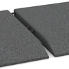 Großaufnahme vom Verbindungssystem von WARCO-Boden 0435 - Edge tile (one chamfered side) im Farbdesign Šedý bridlica. Abmessungen 500 x 500 x 45 mm.