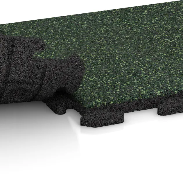 Großaufnahme vom Verbindungssystem von WARCO-Boden 1223 - Fitness gumové dlaždice Classic im Farbdesign Anglická tráva. Abmessungen 500 x 500 x 30 mm.
