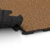 Großaufnahme vom Verbindungssystem von WARCO-Boden 1602 - Fitness gumové dlaždice Classic im Farbdesign Terra Cotta. Abmessungen 1000 x 1000 x 30 mm.