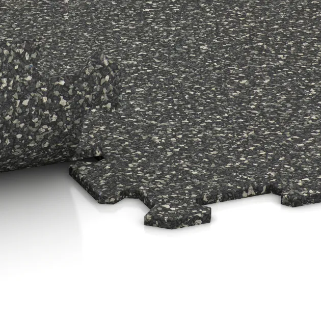 Großaufnahme vom Verbindungssystem von WARCO-Boden 1019 - Športová podlaha Kompakt im Farbdesign Tmavý šedý granit. Abmessungen 970 x 970 x 8 mm.