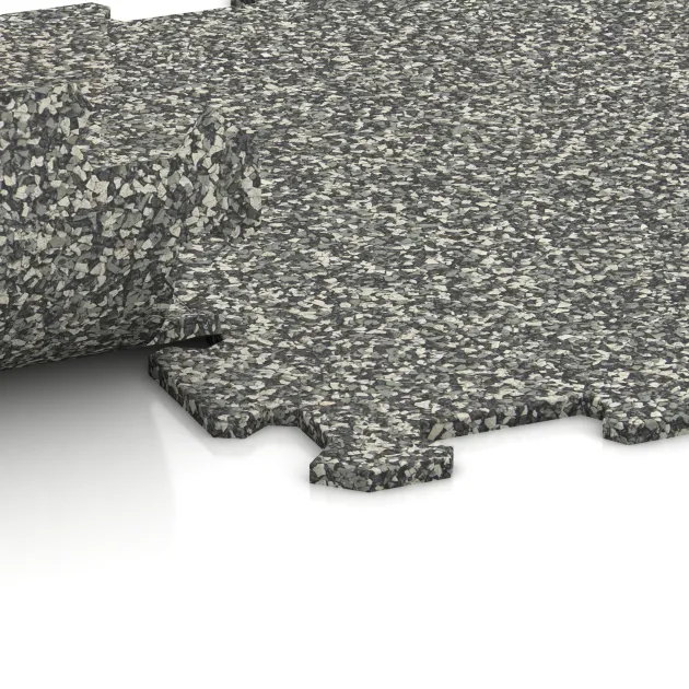 Großaufnahme vom Verbindungssystem von WARCO-Boden 0883 - Športová podlaha Kompakt im Farbdesign Šedý granit. Abmessungen 485 x 485 x 8 mm.