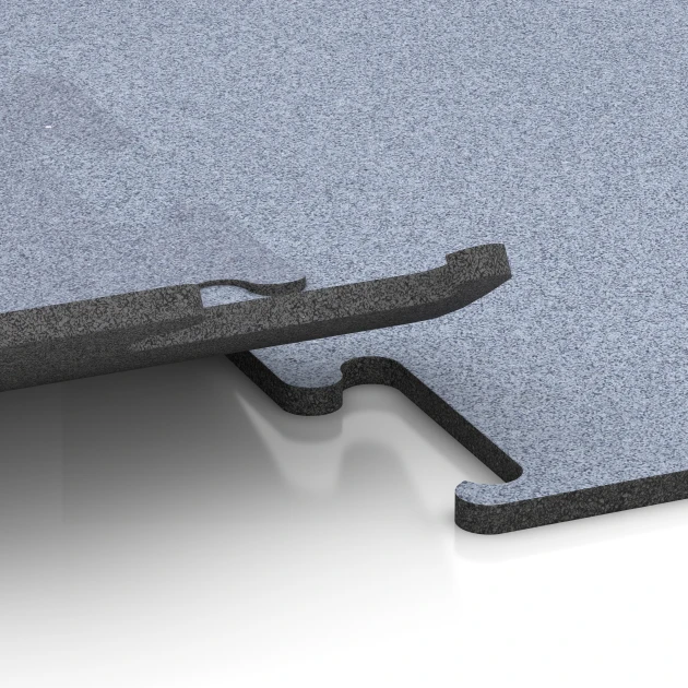 Großaufnahme vom Verbindungssystem von WARCO-Boden 6154 - Fitness Performance Elite tréningová podlaha im Farbdesign Hmlistá sivá. Abmessungen 50 x 50 x 1,5 cm | 0,25 m².