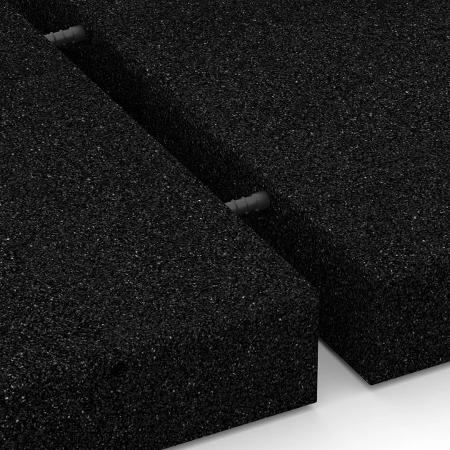 Großaufnahme vom Verbindungssystem von WARCO-Boden 6271 - Dopadová dlaždica – 230 cm im Farbdesign Antracit. Abmessungen 50 x 50 x 8 cm.