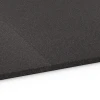 Großaufnahme vom Verbindungssystem von WARCO-Boden 6656 - Podkladová doska Kl. 3 im Farbdesign Antracit. Abmessungen 104 x 104 x 1,8 cm.