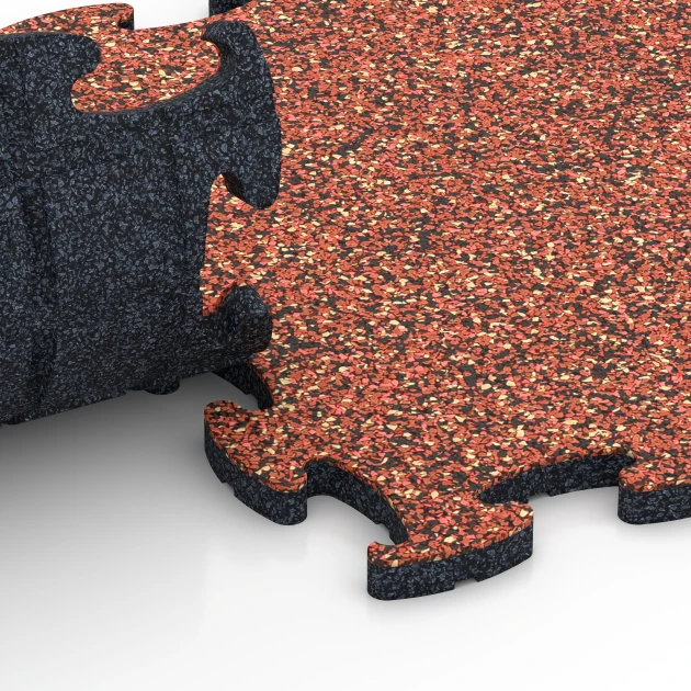 Großaufnahme vom Verbindungssystem von WARCO-Boden 6764 - Gumová dlažba okolo bazéna im Farbdesign Etna. Abmessungen 44,6 x 44,6 x 1,8 cm.