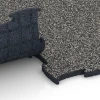 Großaufnahme vom Verbindungssystem von WARCO-Boden 6850 - Fitness Active podlaha im Farbdesign Tmavosivá žula. Abmessungen 97,1 x 97,1 x 2,8 cm.