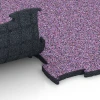 Großaufnahme vom Verbindungssystem von WARCO-Boden 6855 - Fitness Active podlaha im Farbdesign Levanduľa. Abmessungen 97,1 x 97,1 x 2,8 cm.