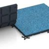 Großaufnahme vom Verbindungssystem von WARCO-Boden 7139 - Športová podlaha pre vonkajšie fitness im Farbdesign Atlantik. Abmessungen 60 x 60 x 3 cm | 0,36 m².