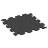 Aufsicht auf die Unterseite, also die Bodenseite von WARCO-Formteil 6853 - Fitness Active podlaha im Format 97,1 x 97,1 x 2,8 cm.