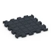 Aufsicht auf die Unterseite, also die Bodenseite von WARCO-Formteil 6958 - Fitness Premium športová podlaha im Format 28,9 x 28,9 x 1,8 cm.