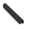 Foto der hinteren Seite vom unsymmetrischen WARCO-Formteil 2590: Rubber Kerb Cap, Design Antracit, Maße 1000 x 100 x 100 x 60 mm.